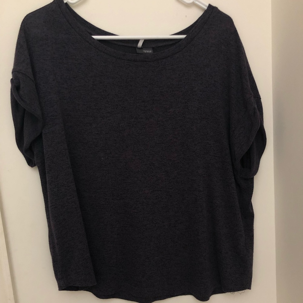 A marled dark gray comfortable loose T-shirt